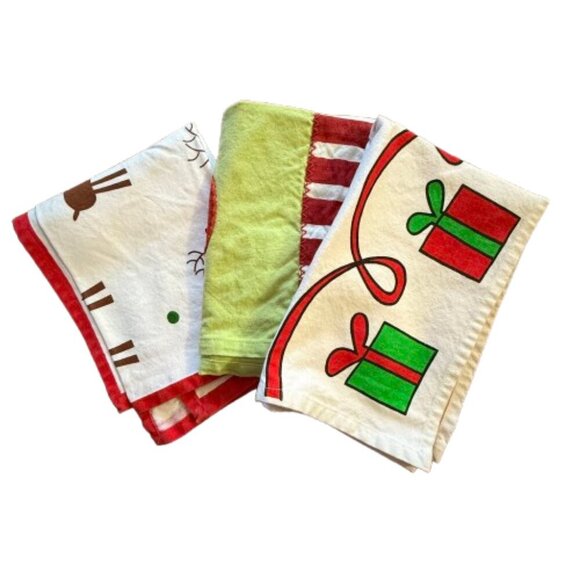 Tag Christmas/Winter Kitchen Dish Towels Lot of 3 - Picture 1 of 8
